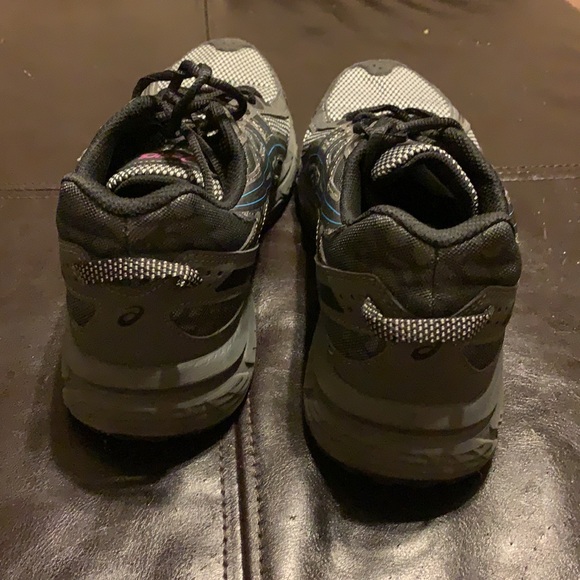 ASICS sneakers - Picture 3 of 4